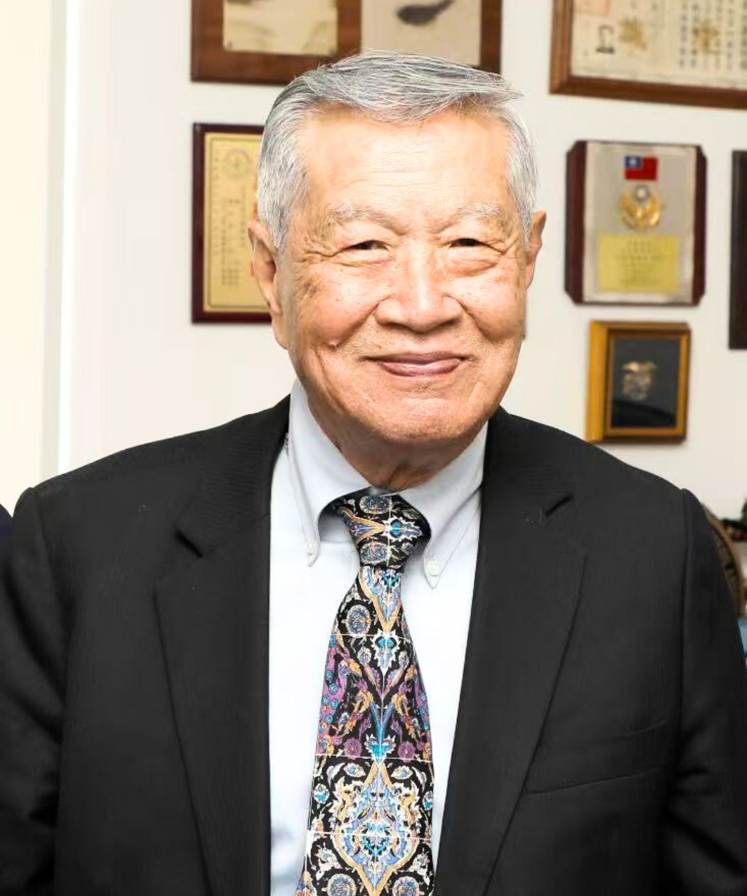 Dr. Henry Chang-Yu Lee (CT)